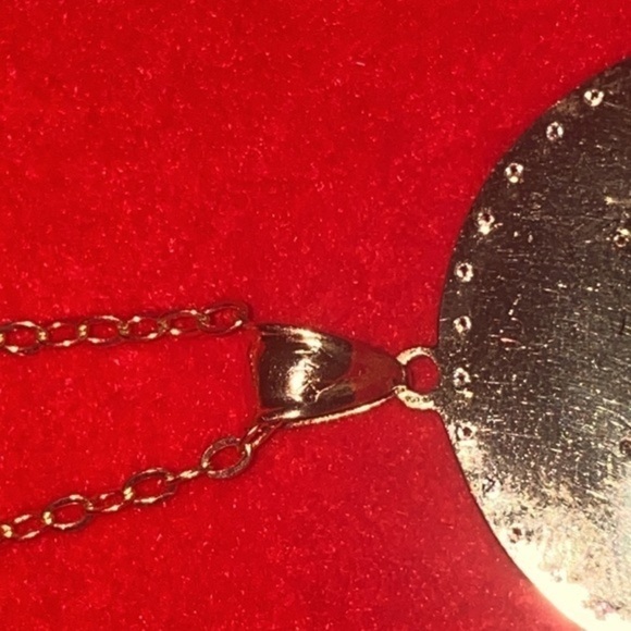 Gold Personalized Initial letter M  Pendant Necklace 14k solid Gold - Picture 8 of 11